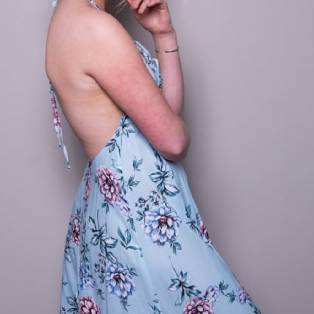 Show Me Your Mumu Logan Floral Lace Up Maxi Dress Wildflower Blue S NWT - Picture 3 of 10